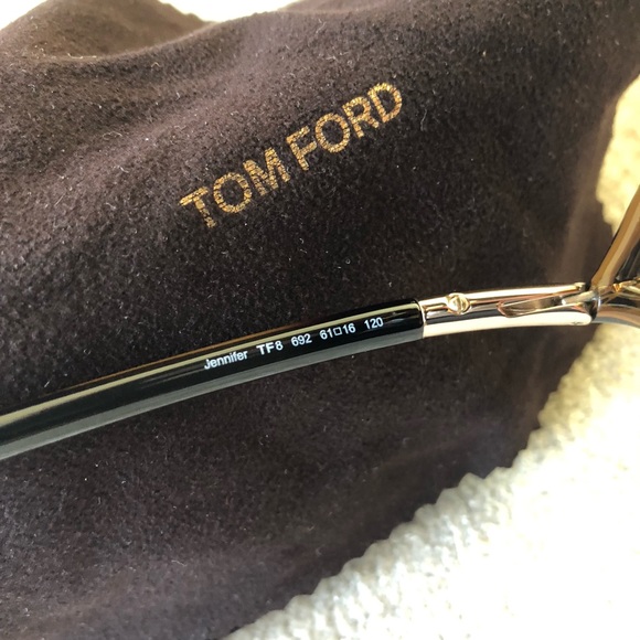 Tom Ford Jennifer Sunglasses - Picture 4 of 4